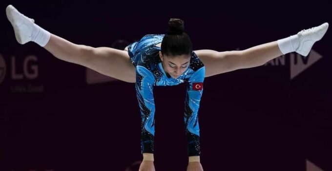 Ekin Çınar Avrupa Şampiyonu!