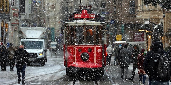 İstanbul Valiliğinden kar uyarısı