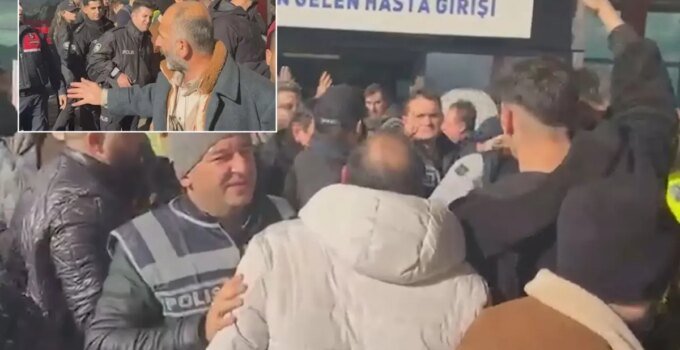 Yakalanan DEAŞ’lılara öfke seli! Halk hastaneyi ablukaya aldı